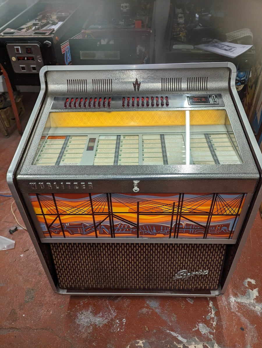 Wurlitzer Lyric L 1974 Jukebox